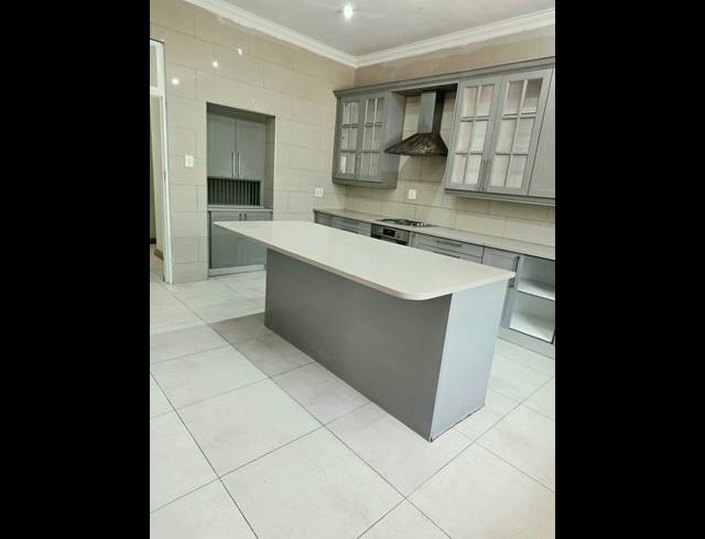 1 bed property to rent in OBSERVATORY